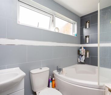 Hithercroft Road, High Wycombe - Photo 3