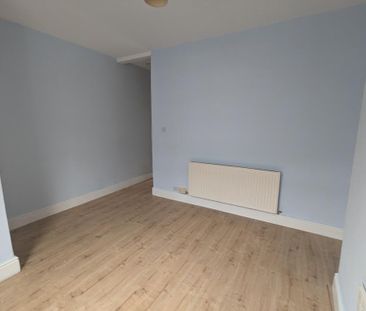 2 bedroom house to rent - Photo 3