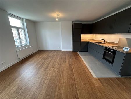 Appartement te huur - Foto 2