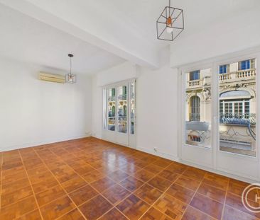 Location Appartement 2 pièces 46m² NICE 06000 - Photo 4