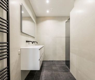 Te huur: Appartement Beneluxlaan in Almere - Photo 3