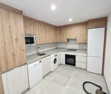 Casa o chalet de alquiler en Partido la Arquilla, 16b, Centro - Photo 5