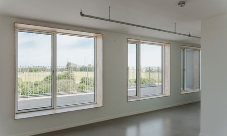 Et hjem med alt det, der gør livet lettere: Tagterrasse, træningsrum og tid til dig selv - Photo 3