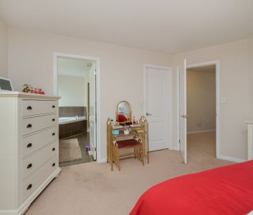 For Lease - 62 Ferris Lane Unit# Upper, New Tecumseth, Ontario - Photo 6