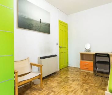 Single Bed in Student rooms for rent in a spacious apartment next t... - Photo 4