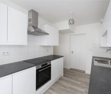 1 bedroom in a house share to rent - Photo 6