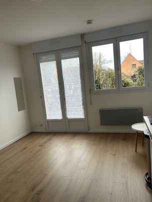 Studio 22M² Meublé à FAMARS 59300 - Photo 1