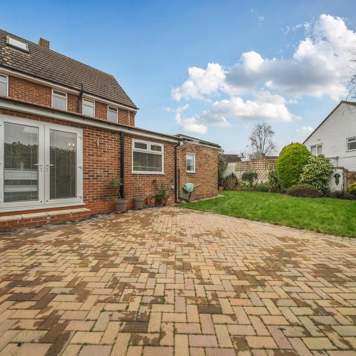 5 bedroom semi-detached house to rent - Photo 1