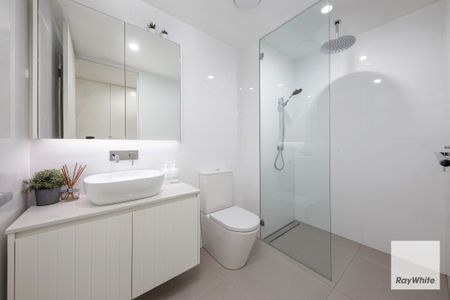 Apartment in Boutique Development fully furnished - Photo 5