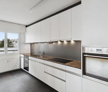 1ER LOYER OFFERT - Grand 5.5 pièces lumineux avec terrasse et vue - Foto 6
