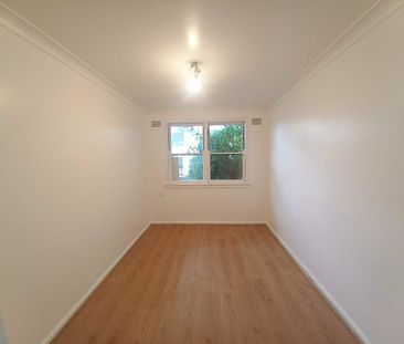 2-Bedroom Home in Vibrant Penrith - Your Peaceful Retreat awaits! - Photo 3