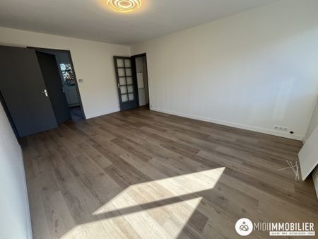 Location Appartement 4 pièces 72m² ALBI 81000 - Photo 4