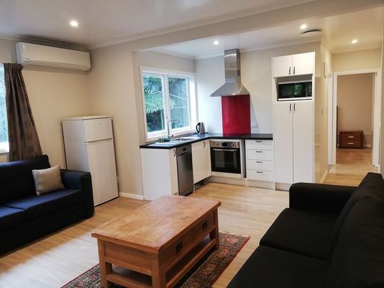 Fully furnished 1 bedroom unit - Photo 1