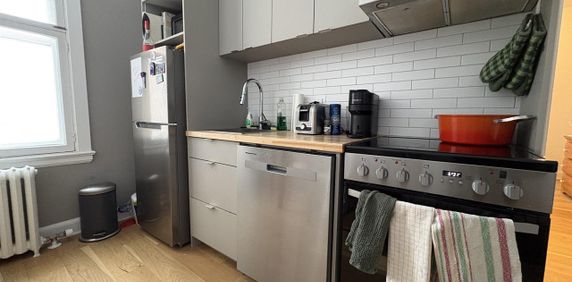 Château St-Louis Appartement 3 ½ à Louer Montcalm / Saint-Sacrement Juillet 2026 - Photo 2