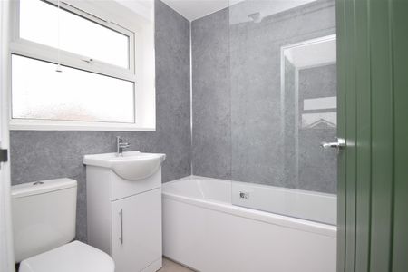 Gainsborough Way, Stanley, Wakefield - Photo 2