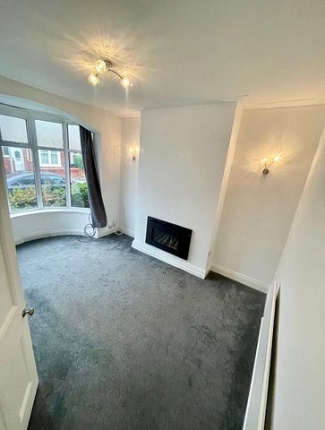 Large Three Bedroom Mid Terrace Property for Rent in Blackpool - Photo 3