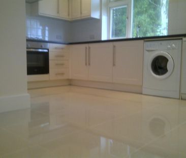 2 Bed Maisonette, Elmfield Way, CR2 - Photo 5