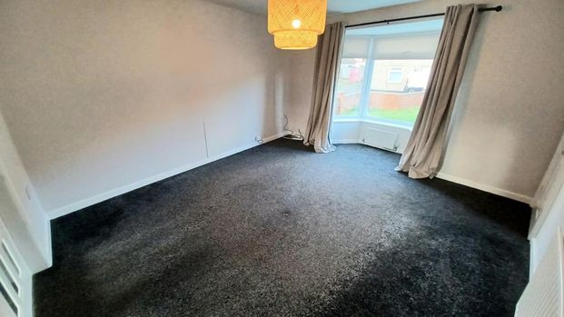 3 bedroom end of terrace house to rent - Photo 1