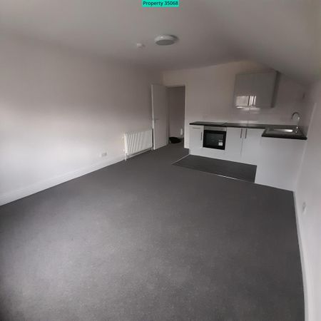 Studio to rent - Photo 5