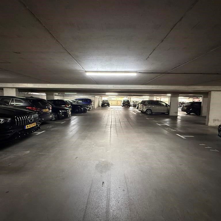 Te huur: Appartement Fluweelboomlaan in Amstelveen - Foto 1