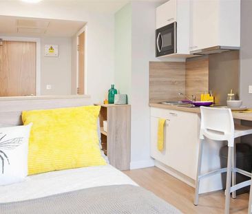 Studio to rent - Photo 5