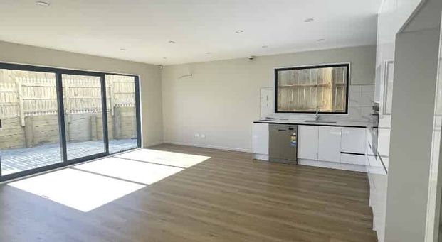 BLOCKHOUSE BAY - Only a year old and looking for a New Family - Photo 1