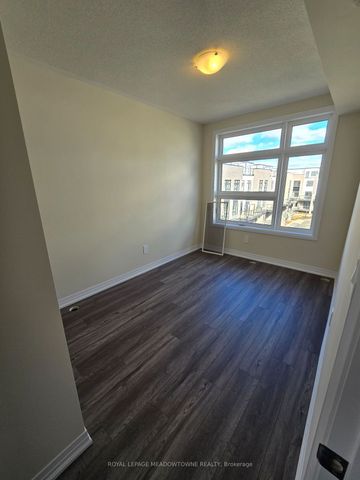 For Lease - 1573 Rose Way Unit# 120, Milton, Ontario - Photo 4