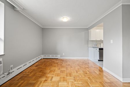 For Lease - 221 Russell Hill Road Unit# 303, Toronto, Ontario - Photo 3
