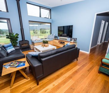 ‘THE OVERFLOW’ – STUNNING RETREAT WITH BREATHTAKING VIEWS! - Photo 4