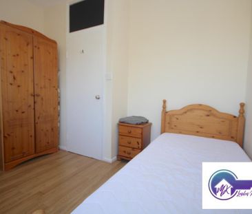 4 Bedroom Flat To Rent - Photo 6