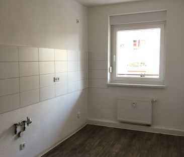 Perfekt für Ihre Familie! Barrierefreie 4-Raum-Wohnung in Debschwitz - Photo 5