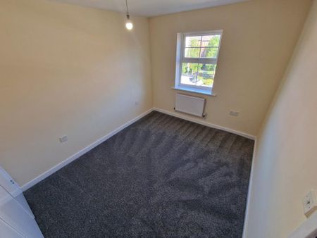 5 bedroom semi-detached house to rent - Photo 5