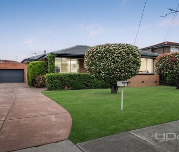 5 Gladstone Park Drive, Gladstone Park - Photo 2