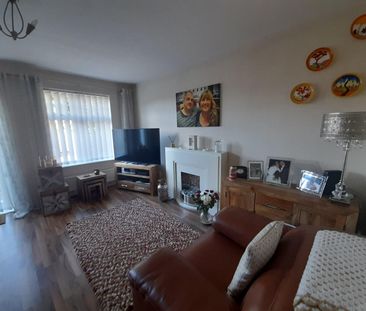 Fisher Close, Sutton-In-Ashfield NG17 - Photo 4