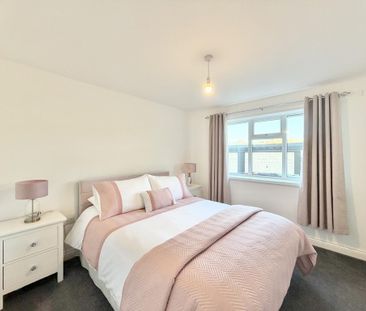 3 bedroom bungalow to rent - Photo 3