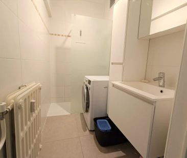 VOLLEDIG VERNIEUWD APPARTMENT IN HET CENTRUM - Photo 6