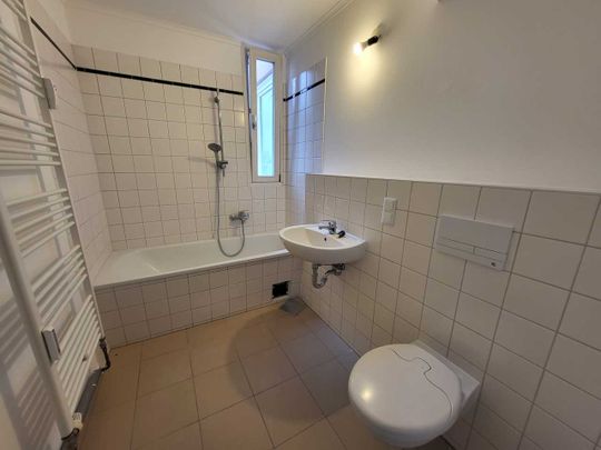 Tolle 3-ZImmer-Wohnung mit 2 Bädern & Balkon! WBS erforderlich! - Foto 1