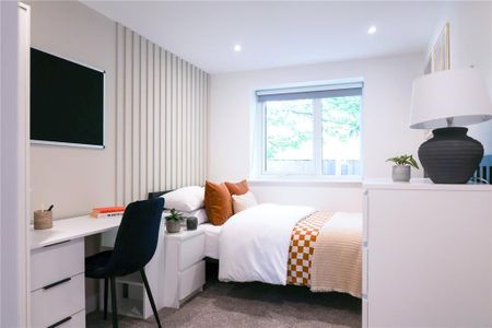 7 bedroom semi-detached house to rent - Photo 3