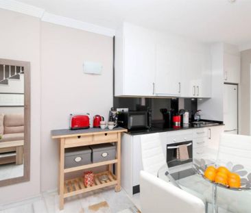 Planta baja de alquiler en Avenida Alpandeire, 44, Reserva de Marbella - Photo 1