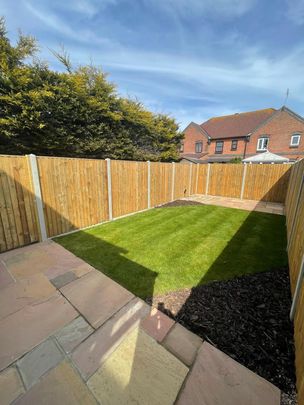 Finisterre Rise, Great Yarmouth, Caister-On-Sea - Photo 1