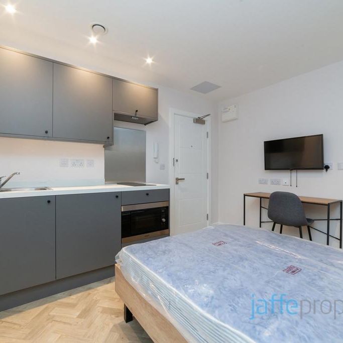 Studio to rent - Photo 1