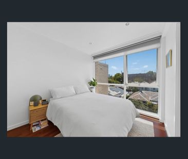 PERFECTLY POSITIONED NEXT TO BOTANIC GARDENS - Photo 4