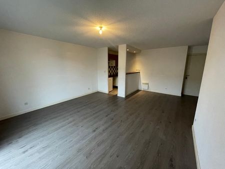 Location Appartement 2 pièces 45m² TOULOUSE 31200 - Photo 2