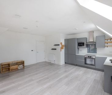 2 bedroom flat to rent - Photo 4