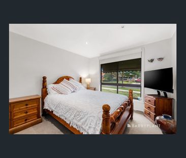101 Redleap Avenue, Mill Park, Vic 3082 - Photo 6