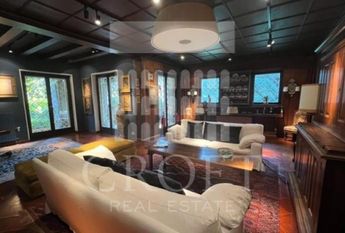 Cortina d'Ampezzo - Independent Villa with big garden. Rif. #2245.