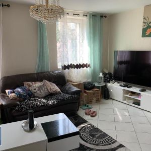 Location Appartement 3 pièces 62m² VILLEFRANCHE SUR SAONE 69400 - Photo 2