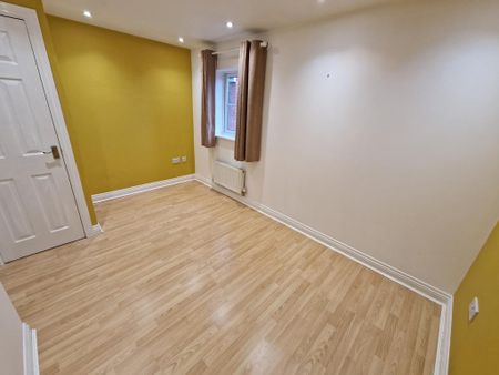 2 bedroom semi-detached house to rent - Photo 3