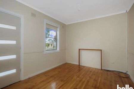 Family Living with Comfort & Convenience - Photo 4