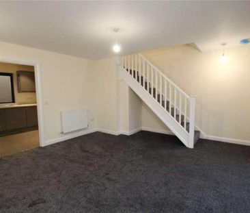 Chapel Corner, Old Town, SN1 - Photo 3